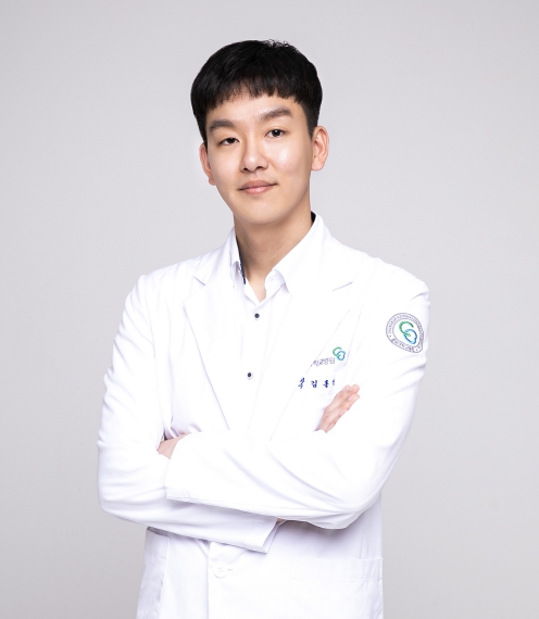 김홍식 교수