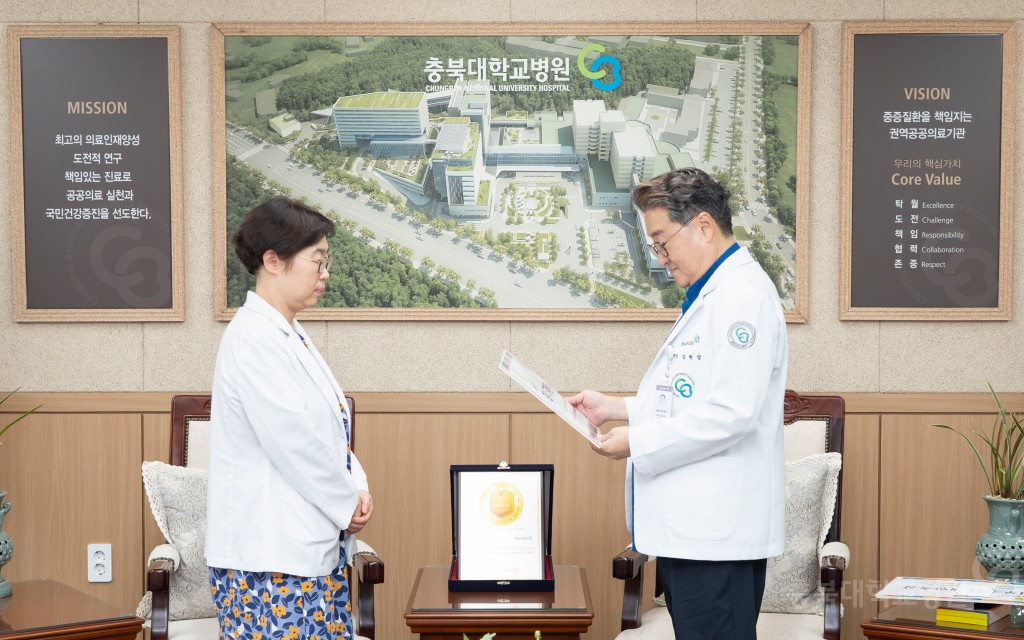 2026년 6월 이달의 칭찬직원 상품권 수여식