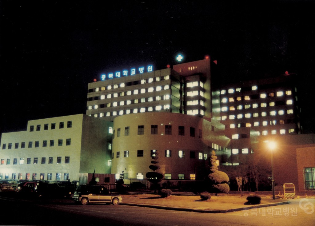 병원전경(야간)