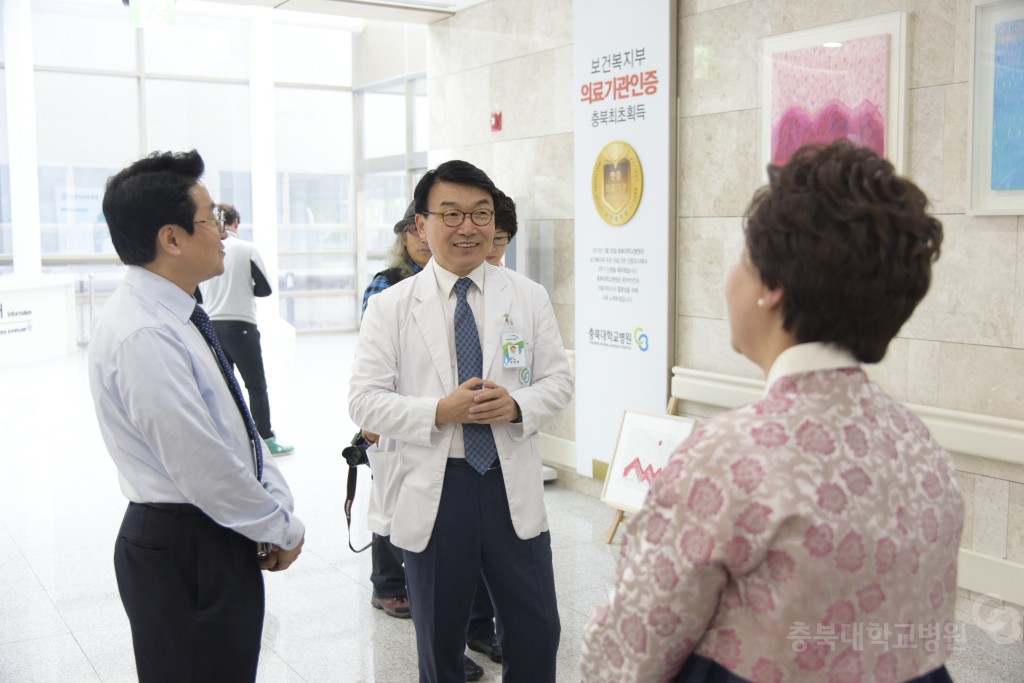 김은숙작가 전시오픈