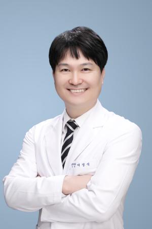 Yi Kyung-sik Image