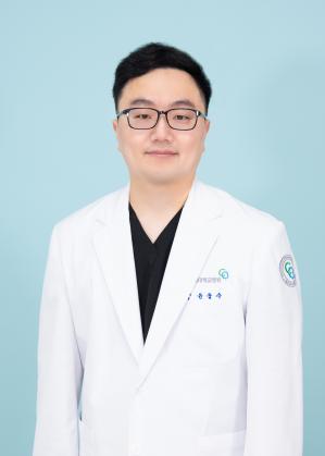 윤웅수의사 사진